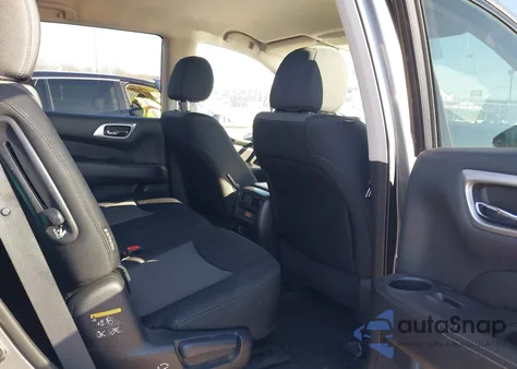 2018 Nissan Pathfinder S from USA, damaged, VIN 5N1DR2MM4JC656097